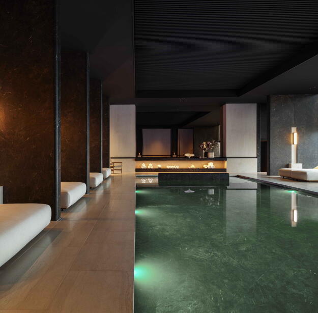 Akoestische spanplafonds en beprinte lichtplafons la réserve Knokke