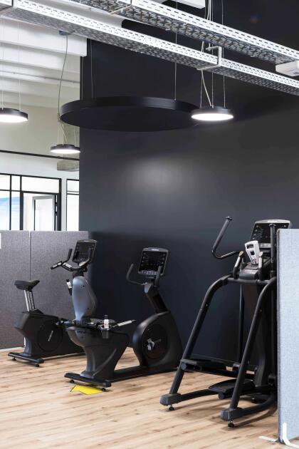 Baffles flottants acoustiques et murs d'impression bureaux