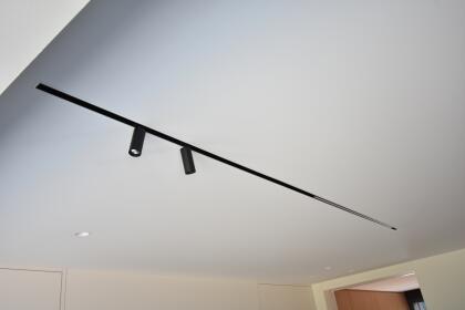 Particuliere woning Knesselare - standaard spanplafonds met verlichting