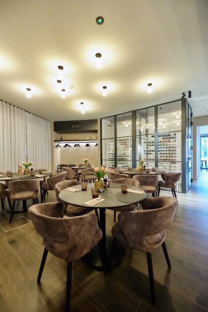 Akoestische en beprinte lichtplafonds horecazaak Langemark