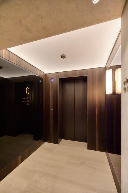 Akoestische spanplafonds en beprinte lichtplafons la réserve Knokke